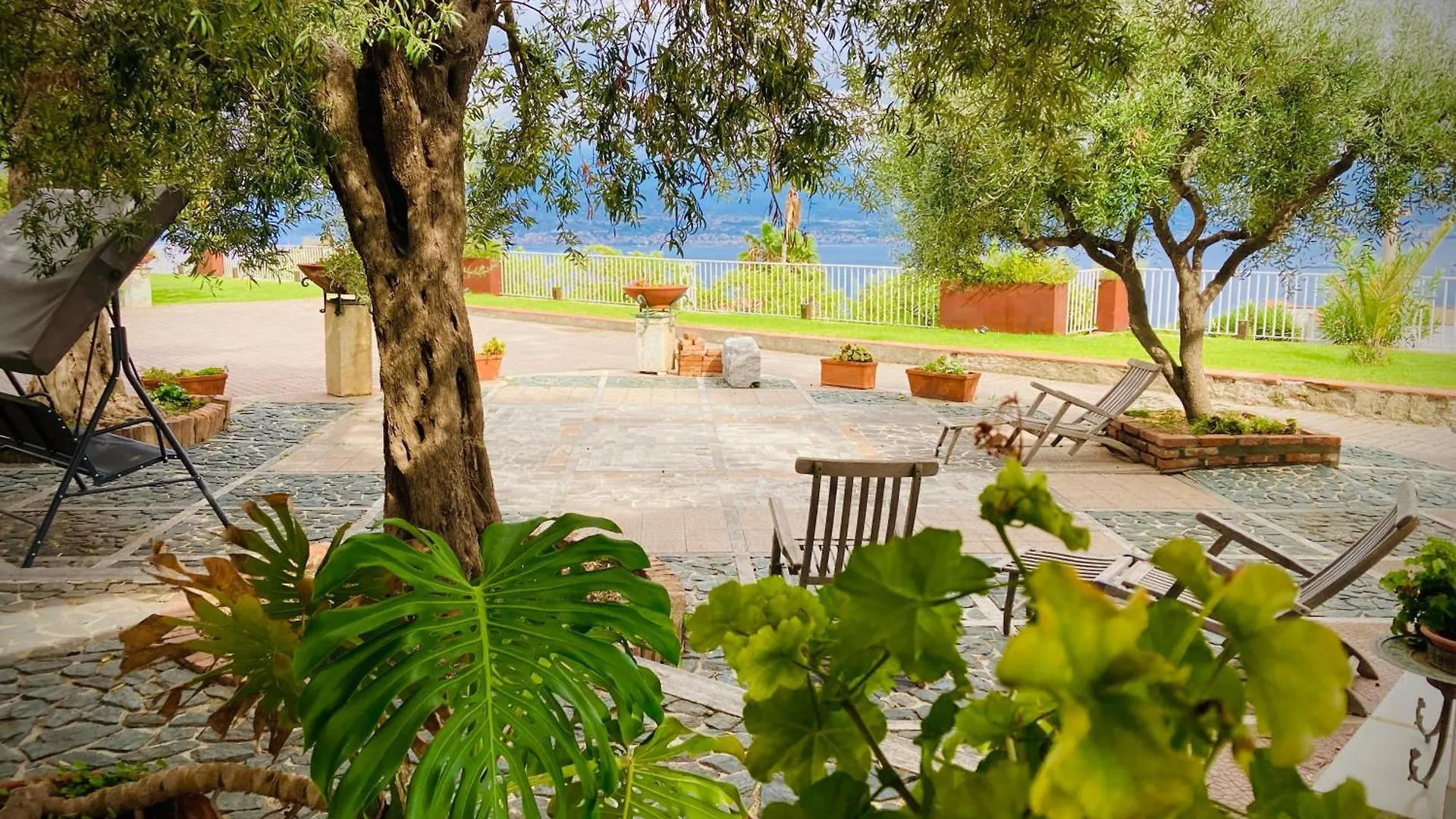 Villa Scilla E Cariddi Mesyna