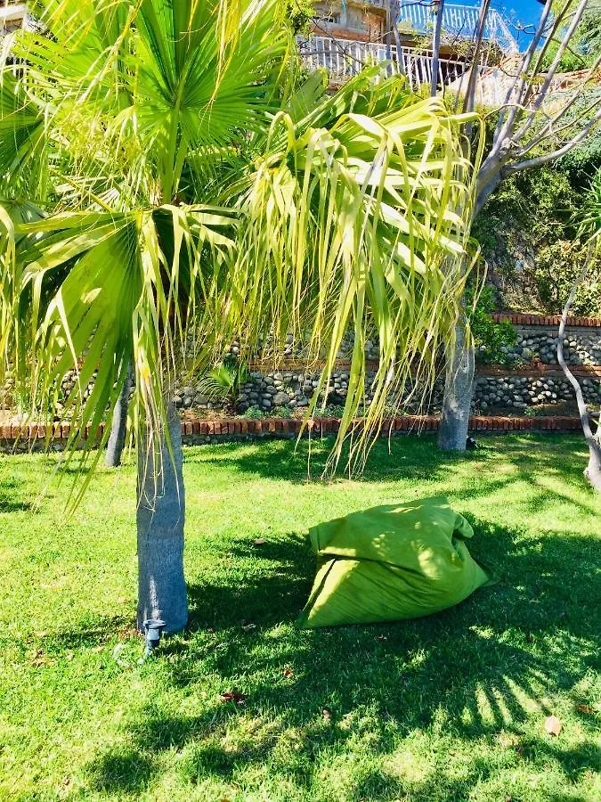 Villa Scilla E Cariddi Mesyna 3*,